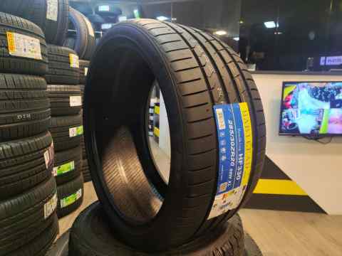 KAPSEN/Habilead HeadKing HF330 285/30 R20