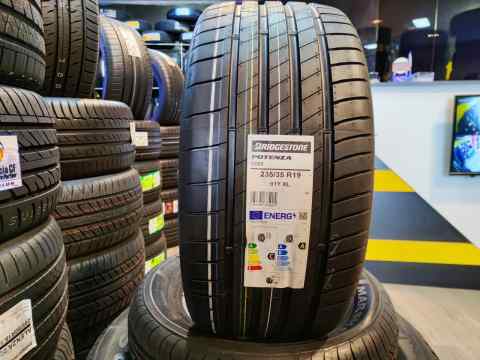 Bridgestone Potenza S005 235/35 R19 - Yay təkəri