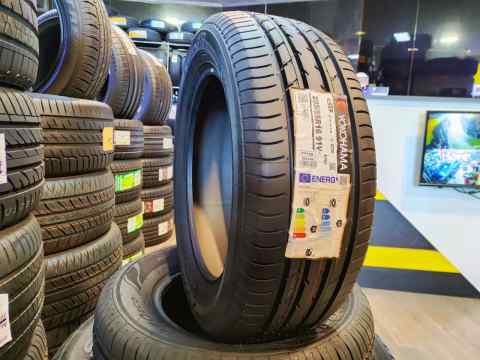 Yokohama E70B 205/55 R16