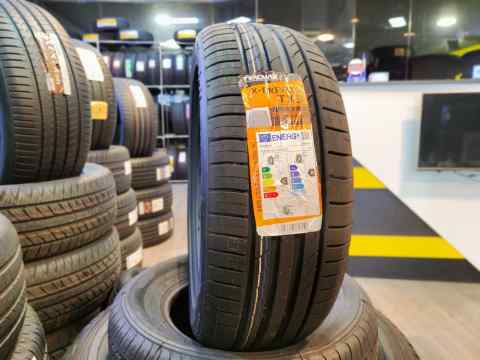 TRACMAX  x-privilo tx3 205/50 R17