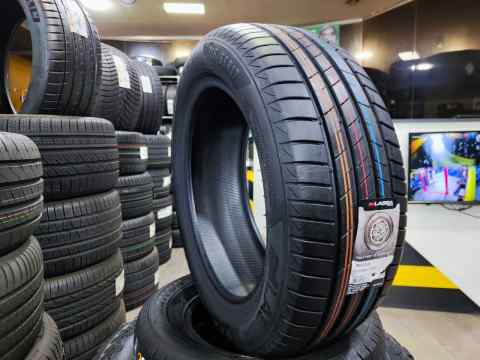 LASSA  REVOLA 215/55 R17