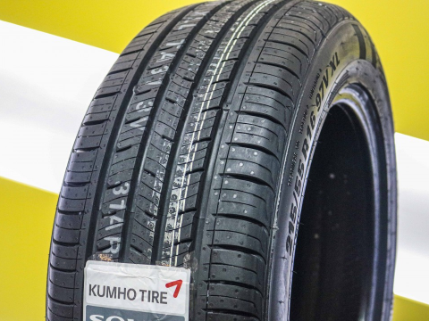 Kumho Solus TA31 215/55 R16