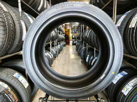 SAILUN ATREZZO ZSR2 245/40 R19