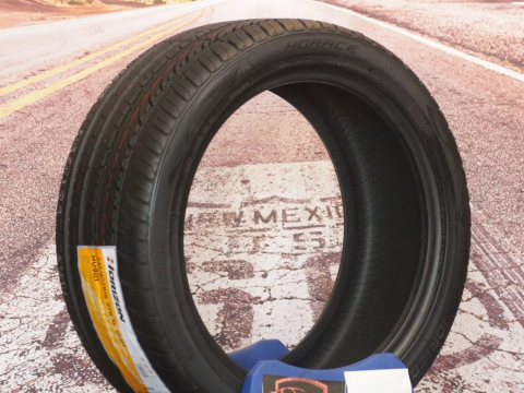 Horizon HU901 245/40 R18