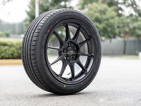 Yokohama  BluEarth-GT AE51 225/45 R18