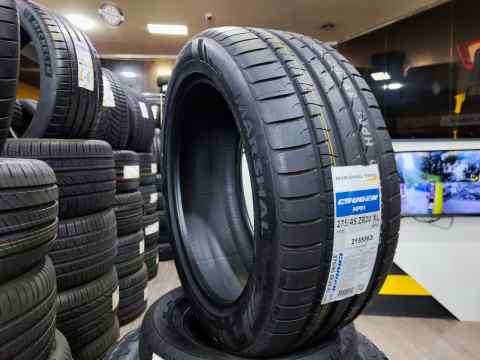 Marshal (By Kumho)  Crugen HP91  275/45 R20