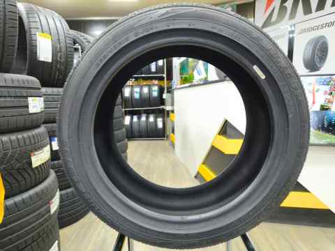 Dunlop SP Sport LM705 235/45 R18