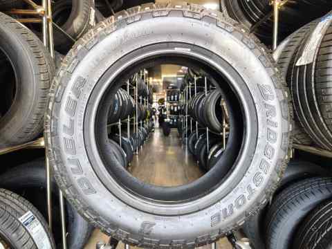 Bridgestone DUELER A/T002 225/65 R17