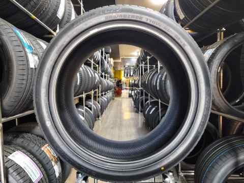 NAAATS FC22 SUV 285/40 R22