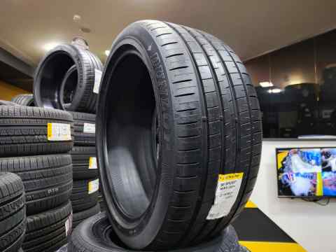 Dunlop SP Sport Maxx 060+ 275/40 R20