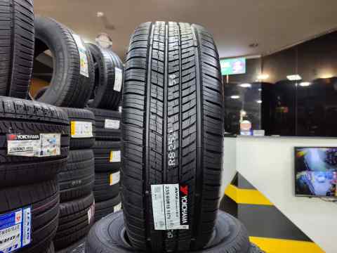 Yokohama AVID Ascend GT 235/60 R18 - 4 fəsil təkəri