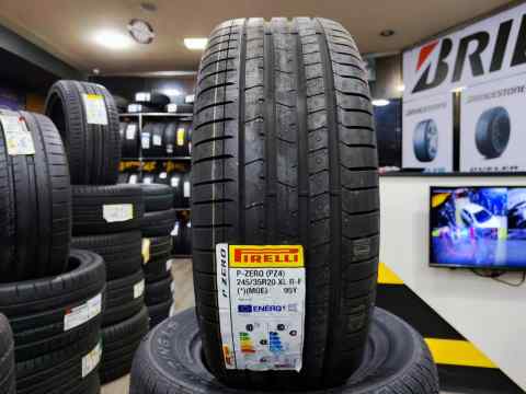 Pirelli Pzero PZ4 245/35 R20