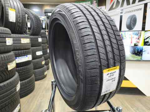 Dunlop SP Sport LM705 235/45 R18