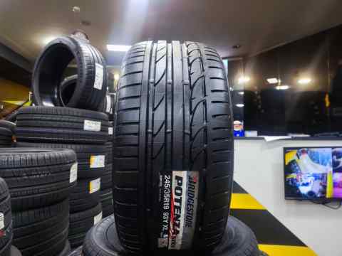 Bridgestone Potenza ES001 245/35 R19 - Yay təkəri