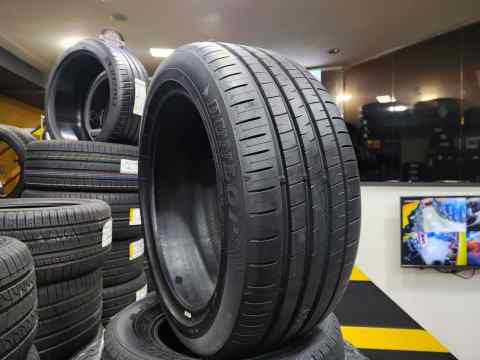 Dunlop SP Sport Maxx 060+ 245/45 R18