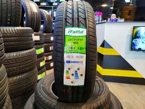 Rapid P309 205/70 R15