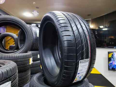 Bridgestone Turanza T005* 275/35 R19 - Yay təkəri