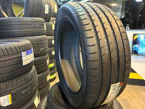 Yokohama  ADVAN Sport V105  285/45 R21 - Yay təkəri