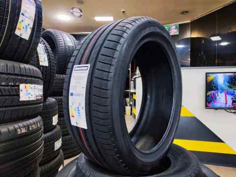 Bridgestone TURANZA 6 235/45 R18