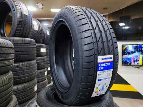 SAILUN ATREZZO ZSR 215/55 R17