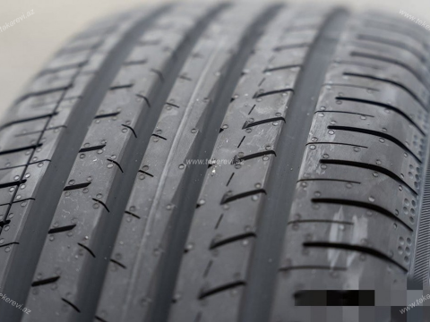 Yokohama  BluEarth-GT AE51 245/45 R19