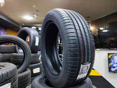 LASSA  COMPETUS H/P2 225/55 R18